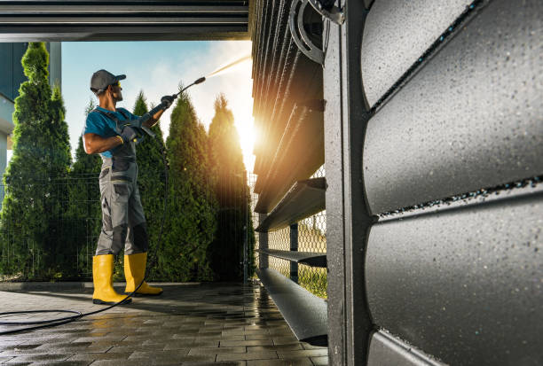 Professional Pressure Washing Services in West Modesto, CA
